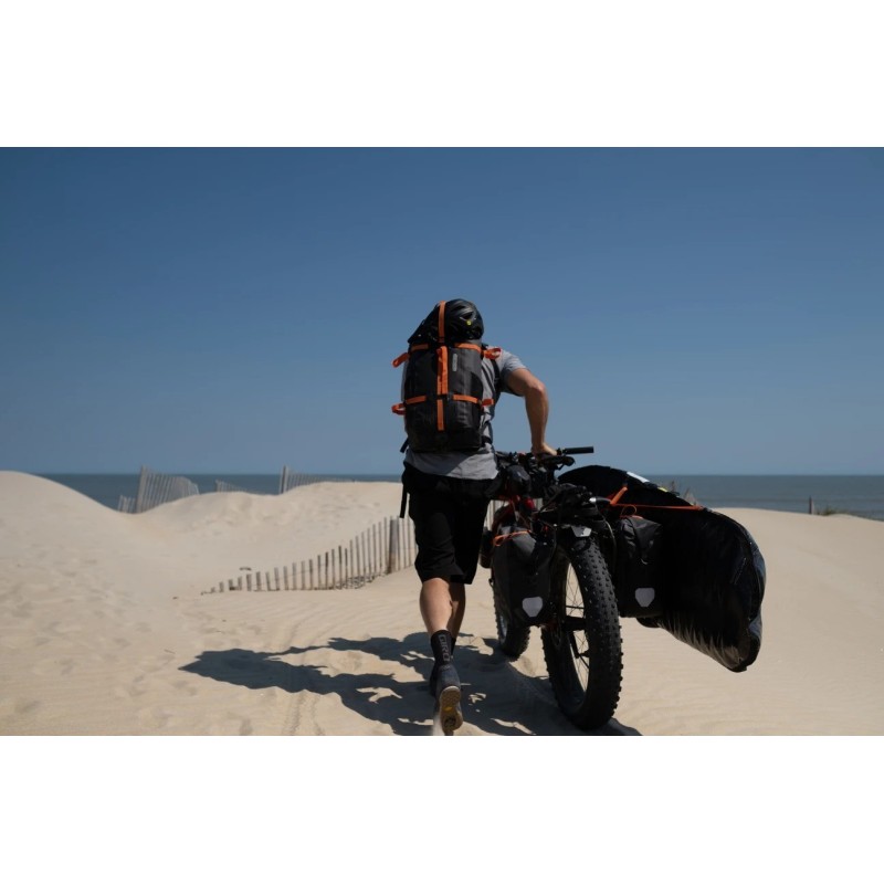 porte surf velo SHORTBOARD RACK moved by bikes