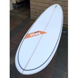 planche de surf blackwings 7'6 egg cristal clear