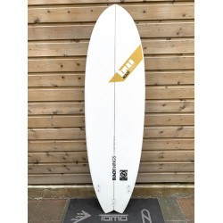 planches surf blackwings 6'4 fish cristal clear