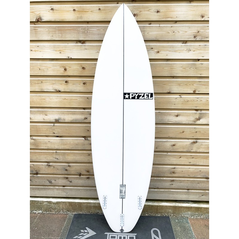 planche de surf pyzel shadow 6'4 futures