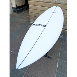 planche de surf pyzel shadow 6'4 futures