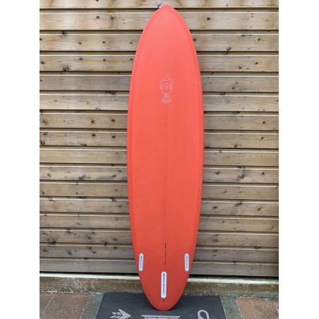 planche surf one bad egg 7'4 resin tint red mark phipps