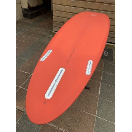 planche surf one bad egg 7'4 resin tint red mark phipps