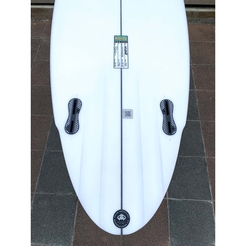 planche de surf pyzel wildcat 5'10 twin channels