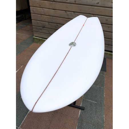 planche surf christenson 5'5 myconaut fish quattro