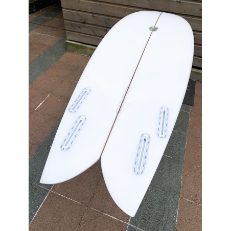 planche surf christenson 5'5 myconaut fish quattro