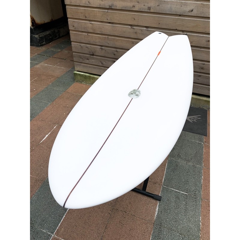 planche surf christenson 5'7 myconaut fish quad