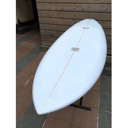 planche de surf lost 5'10 lost retro tripper mayhem fcs2