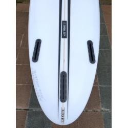 planche de surf pukas la côte 6'10 round tail axel lorentz fcs2