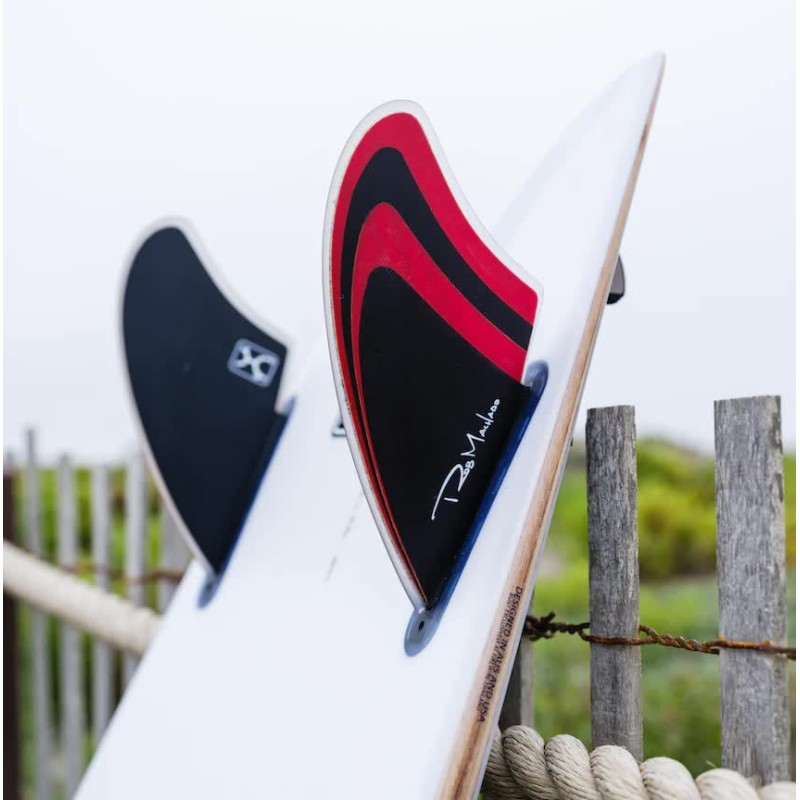 MACHADO TWIN KEEL 