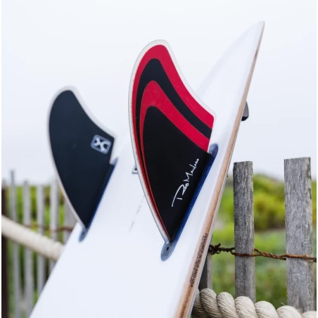 MACHADO TWIN KEEL 