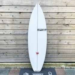 Planche de surf 5'8 Pyzel...